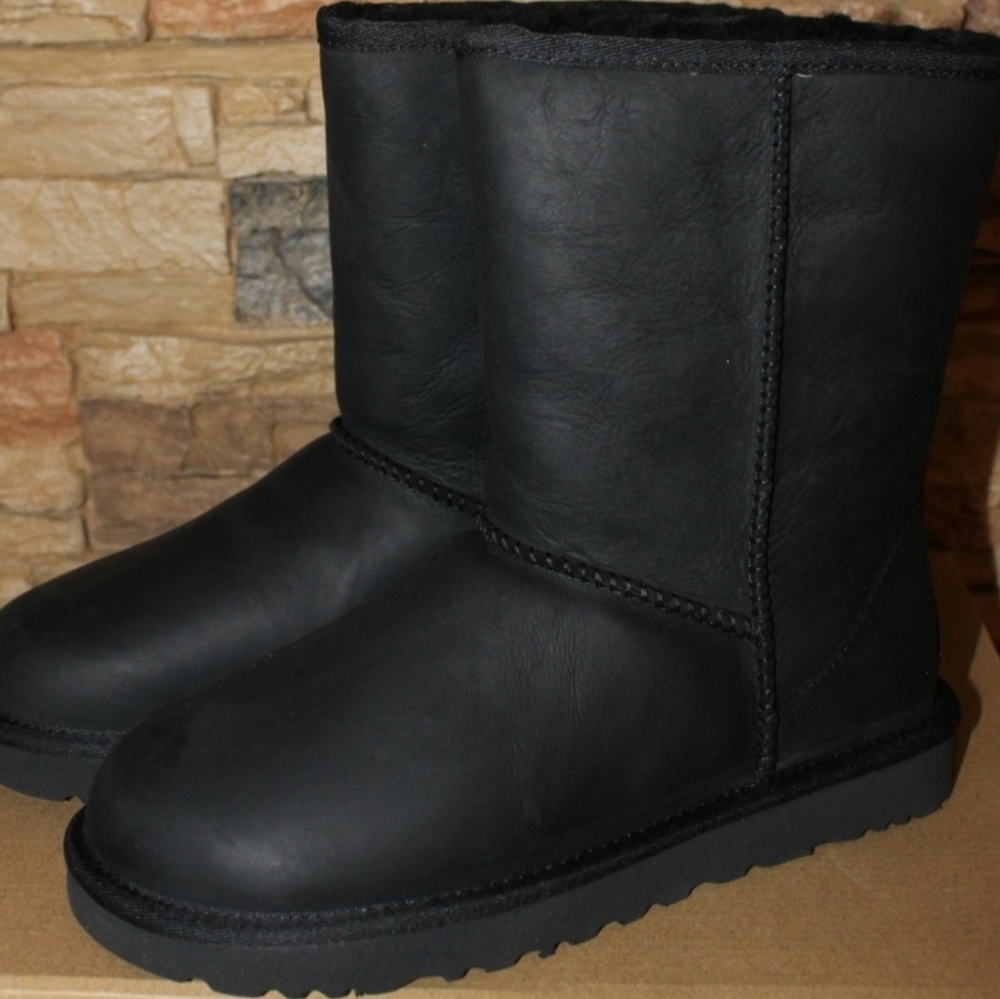 UGG